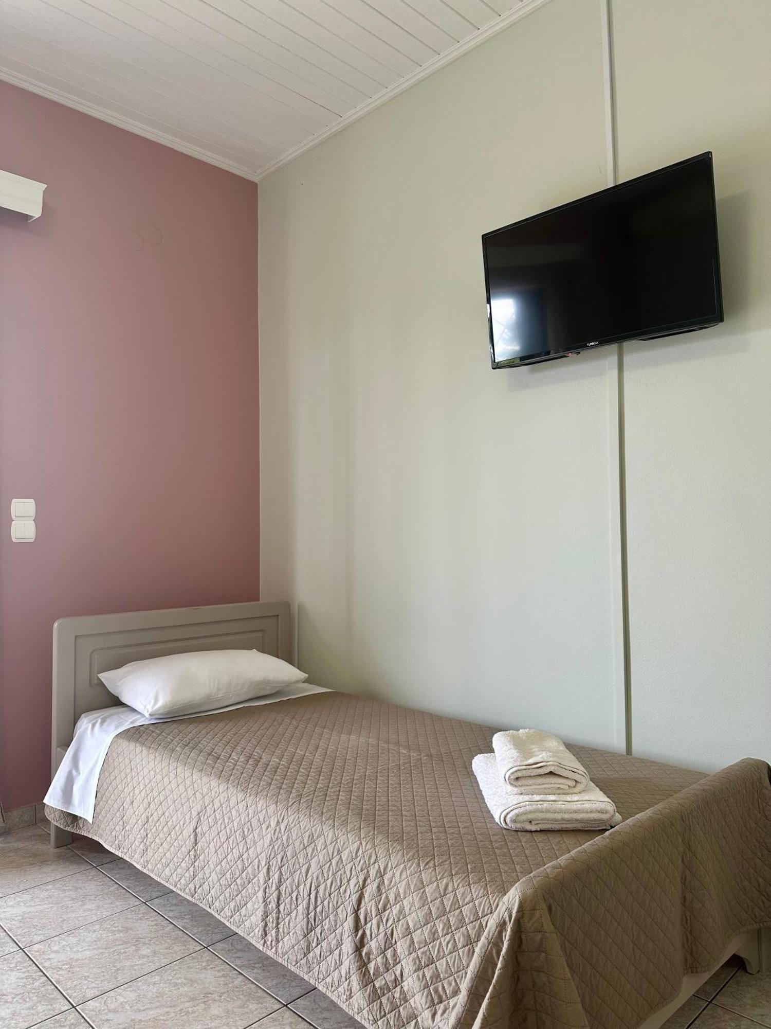 Odysseas Rooms Kalo Nero Eksteriør bilde